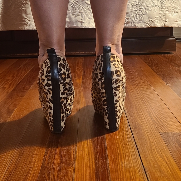 Aldo leopard print wedges - Picture 7 of 8